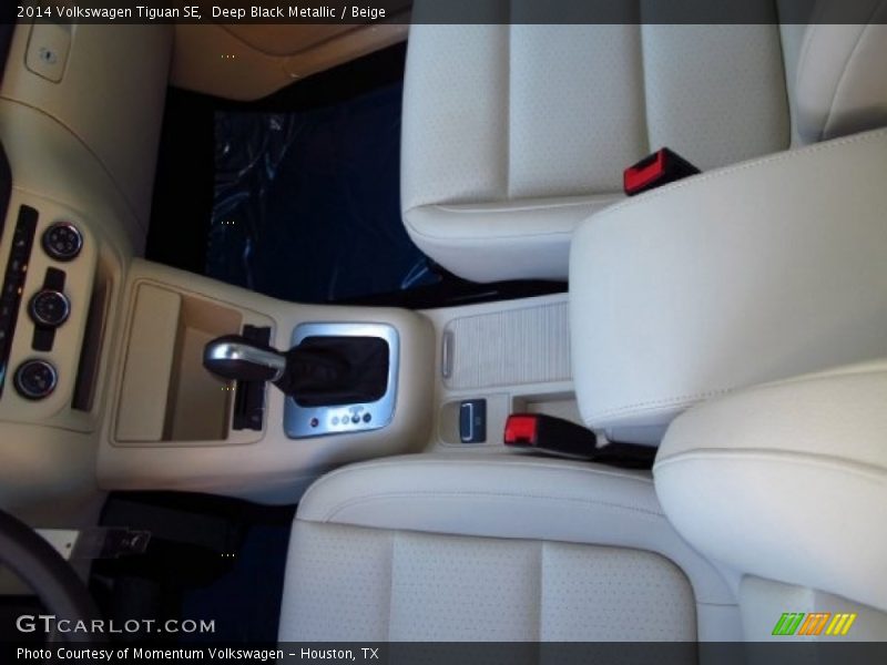 Deep Black Metallic / Beige 2014 Volkswagen Tiguan SE