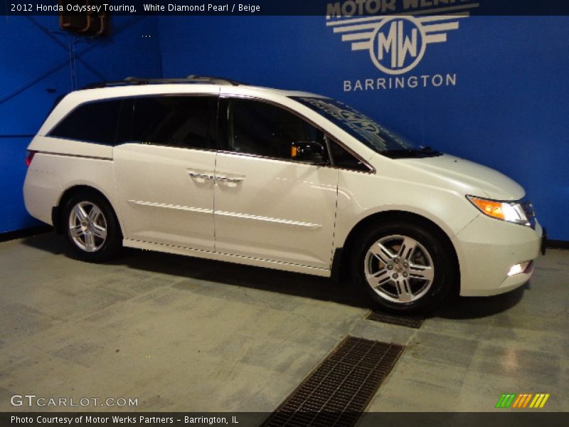 White Diamond Pearl / Beige 2012 Honda Odyssey Touring