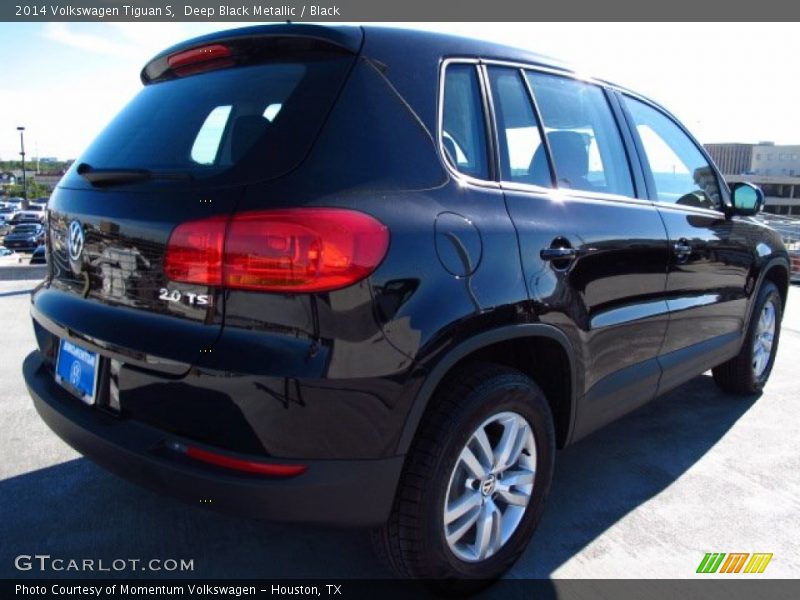 Deep Black Metallic / Black 2014 Volkswagen Tiguan S