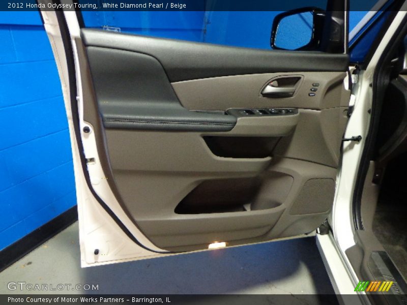 White Diamond Pearl / Beige 2012 Honda Odyssey Touring