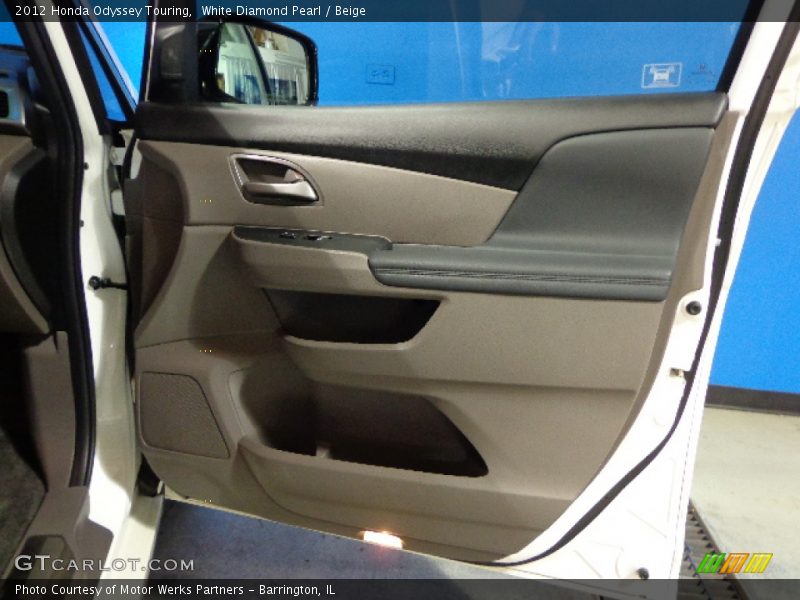 White Diamond Pearl / Beige 2012 Honda Odyssey Touring