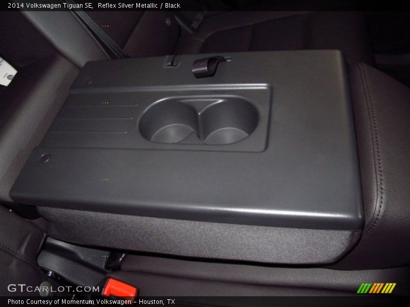 Reflex Silver Metallic / Black 2014 Volkswagen Tiguan SE