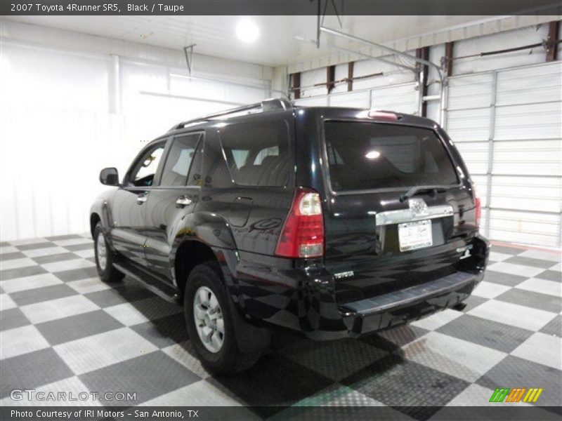 Black / Taupe 2007 Toyota 4Runner SR5