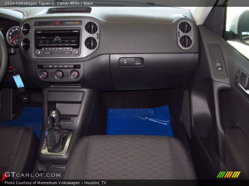Candy White / Black 2014 Volkswagen Tiguan S
