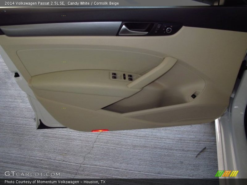 Candy White / Cornsilk Beige 2014 Volkswagen Passat 2.5L SE