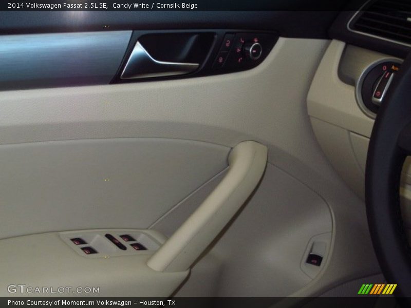 Candy White / Cornsilk Beige 2014 Volkswagen Passat 2.5L SE