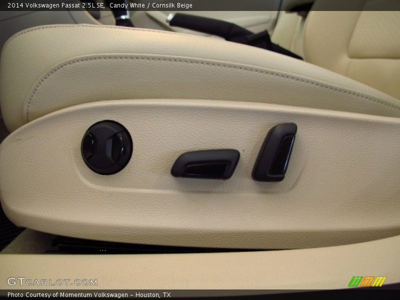 Candy White / Cornsilk Beige 2014 Volkswagen Passat 2.5L SE