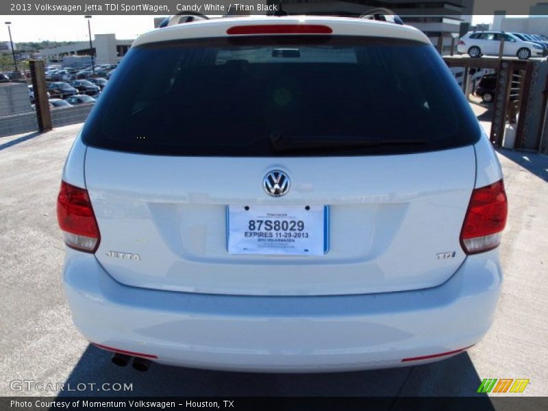 Candy White / Titan Black 2013 Volkswagen Jetta TDI SportWagen