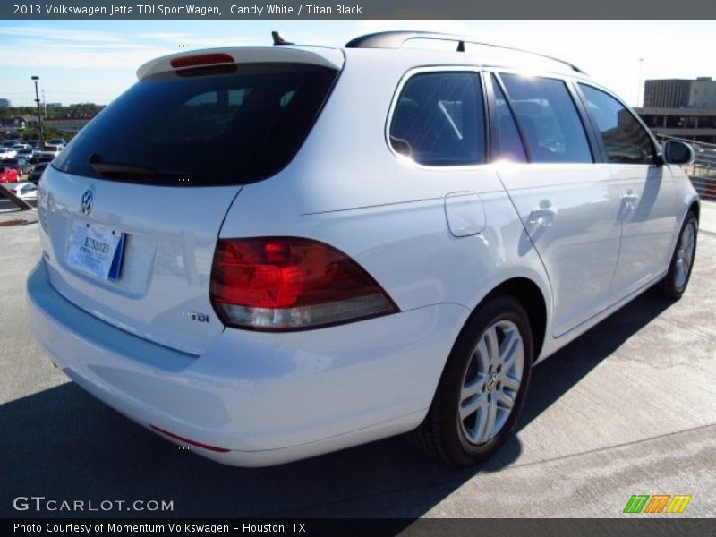 Candy White / Titan Black 2013 Volkswagen Jetta TDI SportWagen