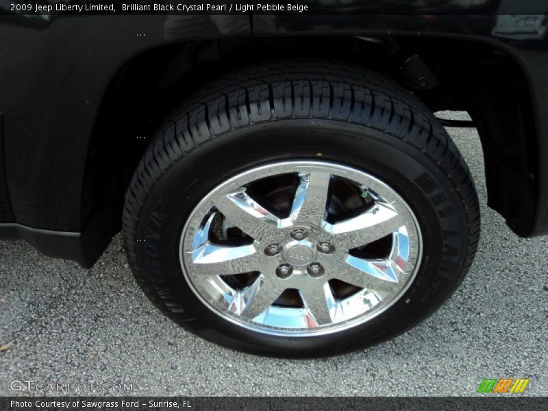 Brilliant Black Crystal Pearl / Light Pebble Beige 2009 Jeep Liberty Limited