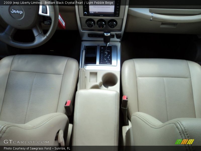 Brilliant Black Crystal Pearl / Light Pebble Beige 2009 Jeep Liberty Limited