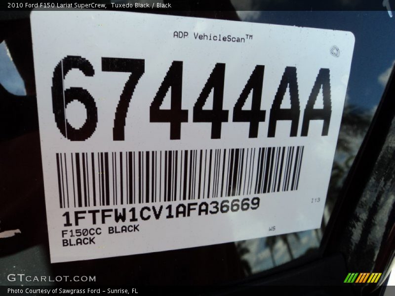 Tuxedo Black / Black 2010 Ford F150 Lariat SuperCrew