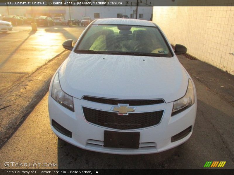Summit White / Jet Black/Medium Titanium 2013 Chevrolet Cruze LS