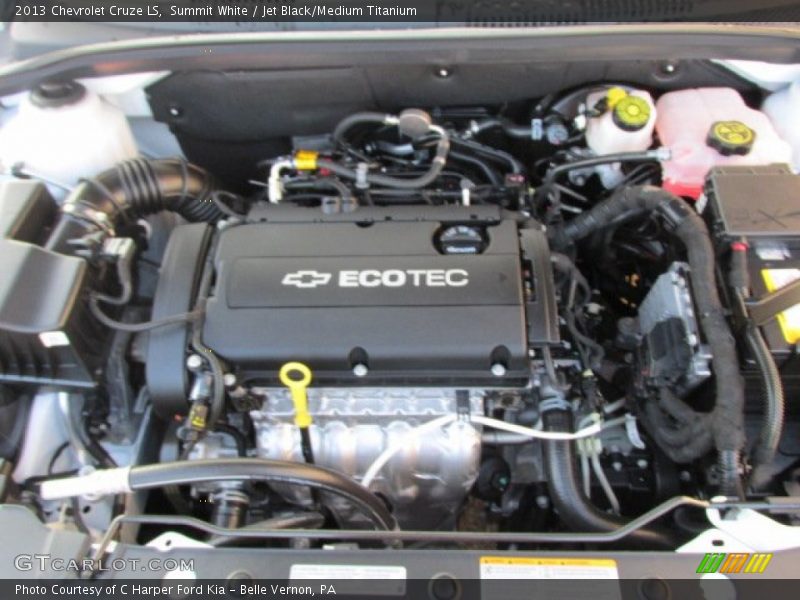 Summit White / Jet Black/Medium Titanium 2013 Chevrolet Cruze LS
