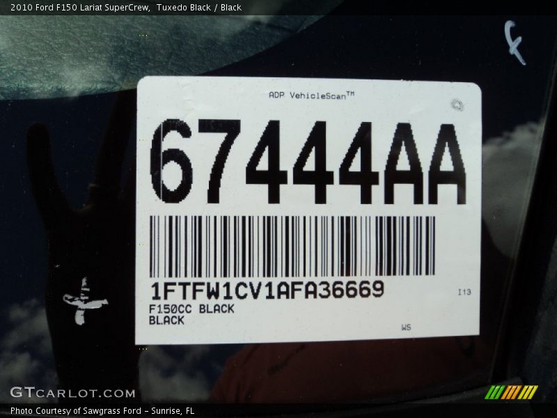 Tuxedo Black / Black 2010 Ford F150 Lariat SuperCrew
