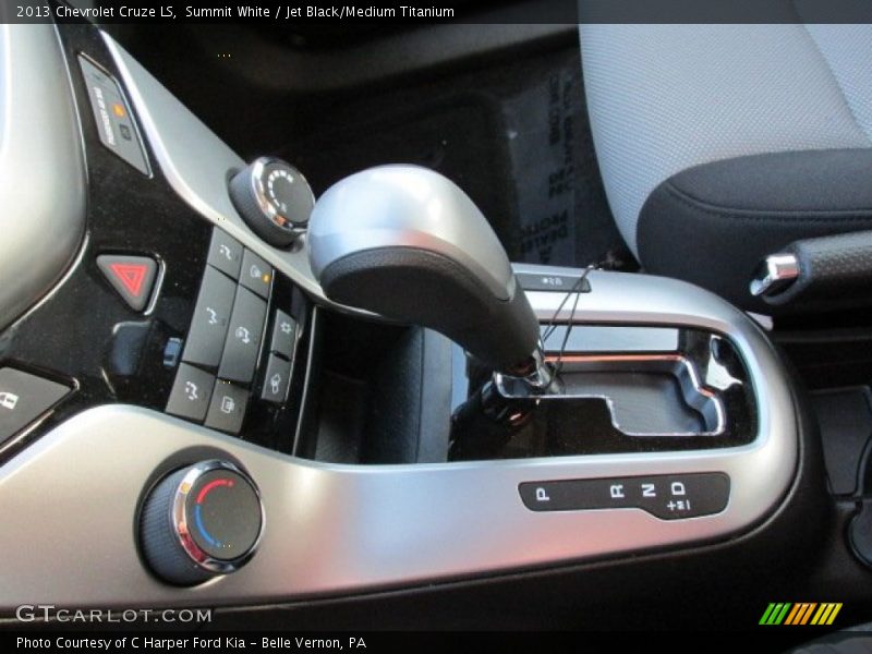 Summit White / Jet Black/Medium Titanium 2013 Chevrolet Cruze LS