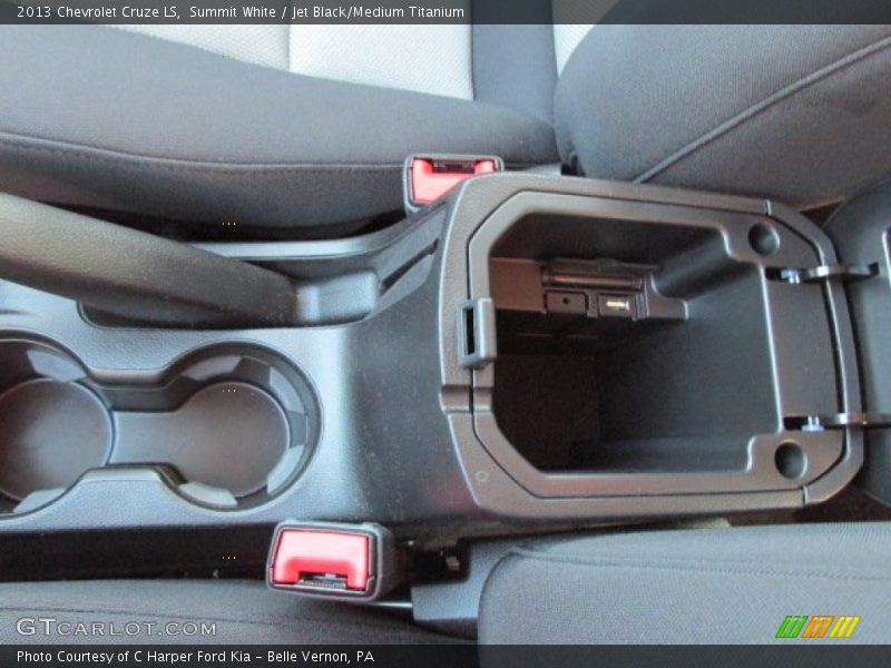 Summit White / Jet Black/Medium Titanium 2013 Chevrolet Cruze LS