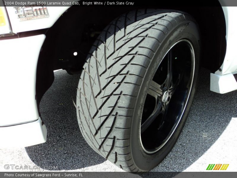 Bright White / Dark Slate Gray 2004 Dodge Ram 1500 Laramie Quad Cab