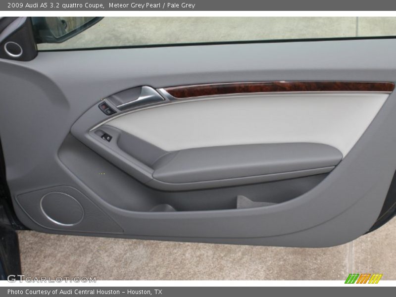 Meteor Grey Pearl / Pale Grey 2009 Audi A5 3.2 quattro Coupe