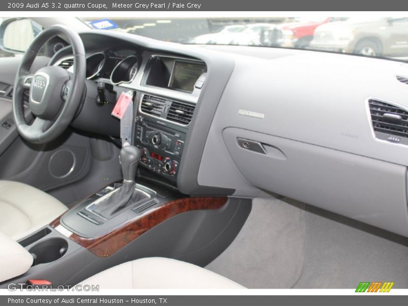 Meteor Grey Pearl / Pale Grey 2009 Audi A5 3.2 quattro Coupe