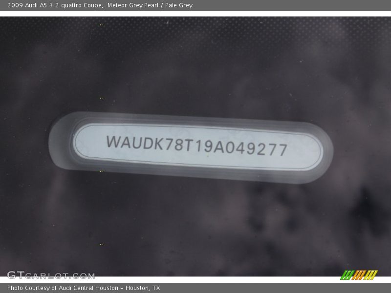 Meteor Grey Pearl / Pale Grey 2009 Audi A5 3.2 quattro Coupe