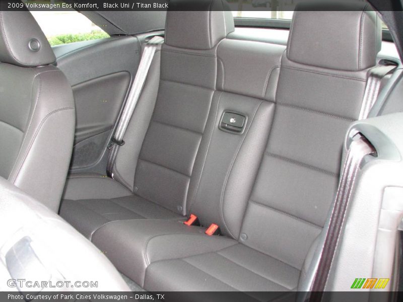 Black Uni / Titan Black 2009 Volkswagen Eos Komfort