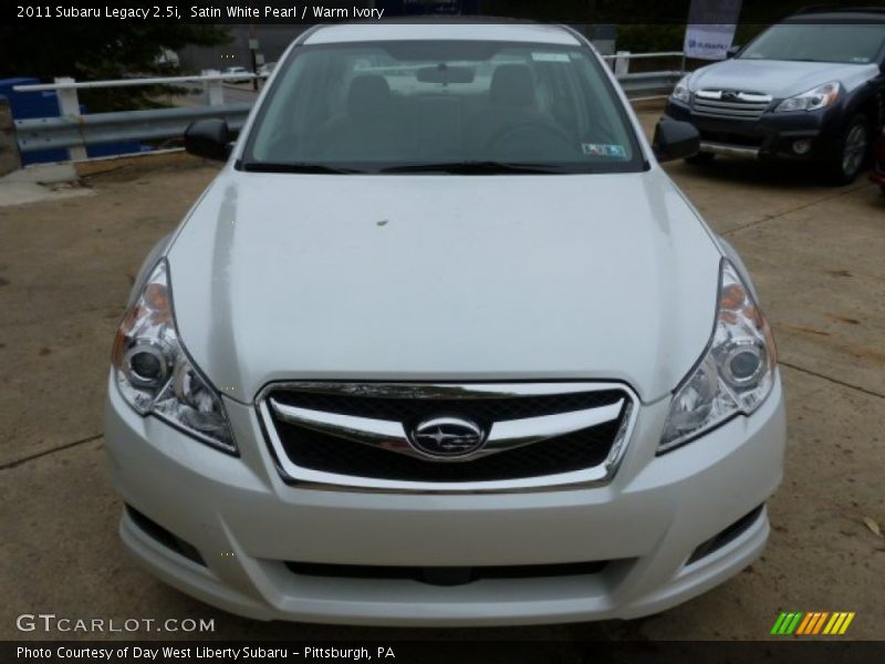 Satin White Pearl / Warm Ivory 2011 Subaru Legacy 2.5i