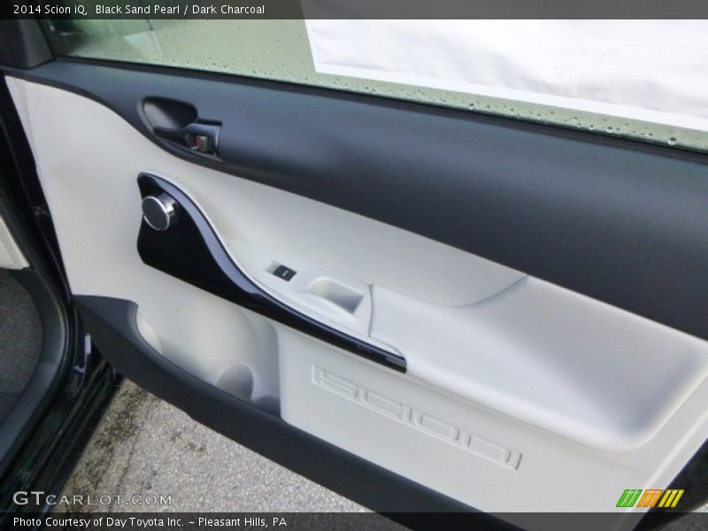 Black Sand Pearl / Dark Charcoal 2014 Scion iQ