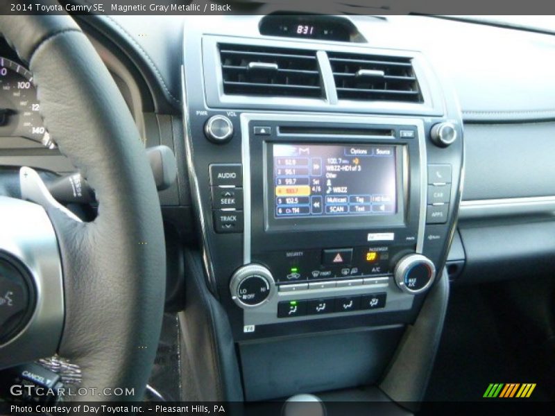 Magnetic Gray Metallic / Black 2014 Toyota Camry SE