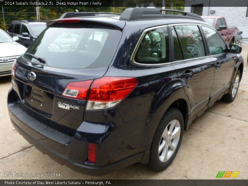 Deep Indigo Pearl / Ivory 2014 Subaru Outback 2.5i