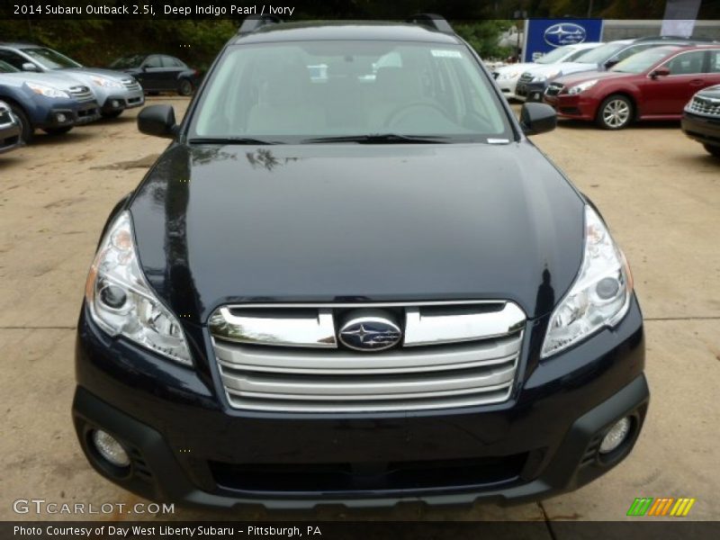 Deep Indigo Pearl / Ivory 2014 Subaru Outback 2.5i