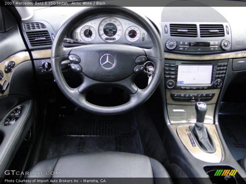 Arctic White / Black 2007 Mercedes-Benz E 350 Sedan