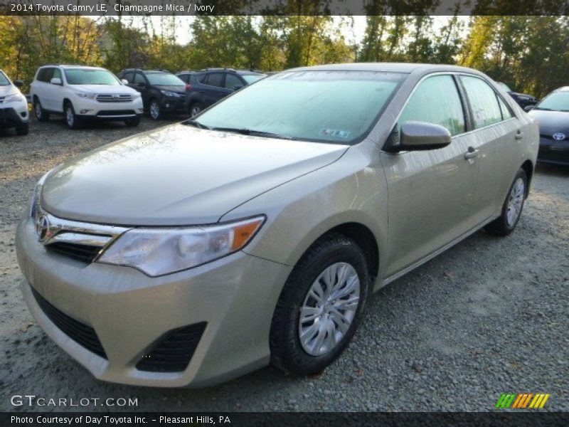 Champagne Mica / Ivory 2014 Toyota Camry LE