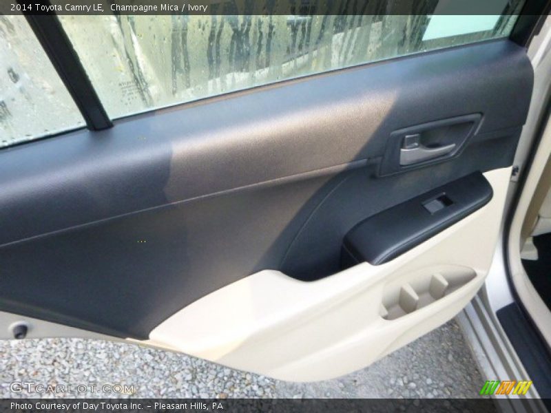 Champagne Mica / Ivory 2014 Toyota Camry LE