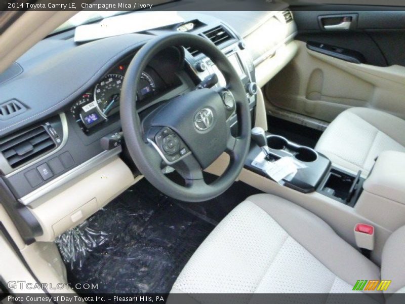 Champagne Mica / Ivory 2014 Toyota Camry LE