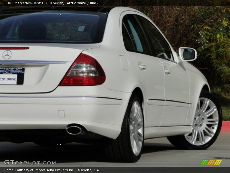 Arctic White / Black 2007 Mercedes-Benz E 350 Sedan