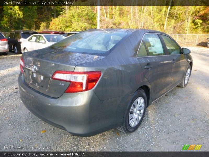 Cypress Pearl / Ivory 2014 Toyota Camry LE