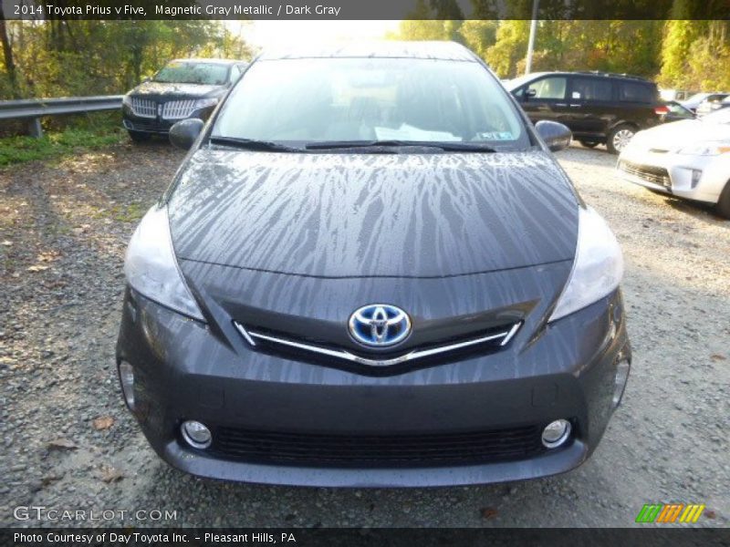 Magnetic Gray Metallic / Dark Gray 2014 Toyota Prius v Five