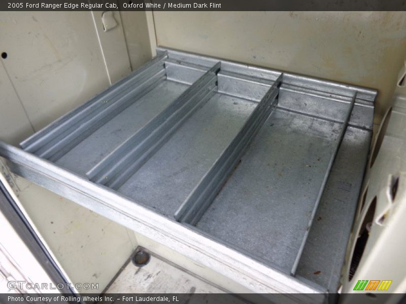 Oxford White / Medium Dark Flint 2005 Ford Ranger Edge Regular Cab