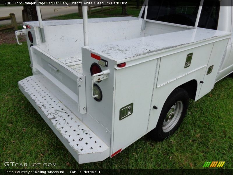 Oxford White / Medium Dark Flint 2005 Ford Ranger Edge Regular Cab