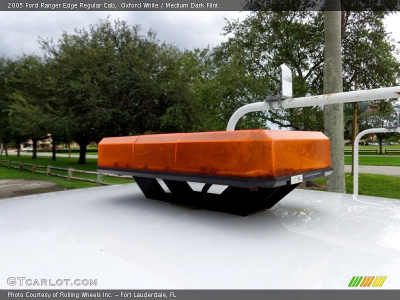 Oxford White / Medium Dark Flint 2005 Ford Ranger Edge Regular Cab