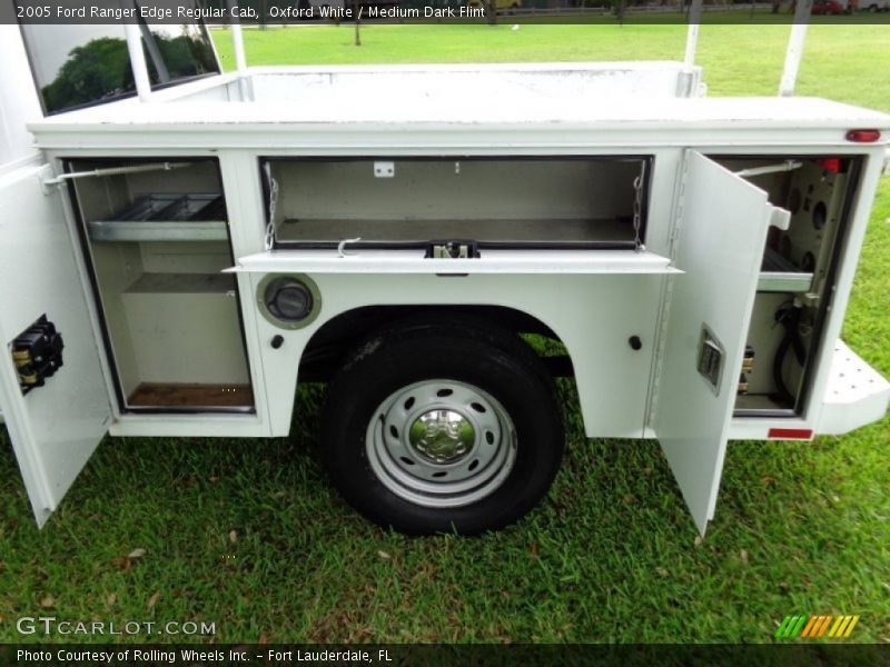 Oxford White / Medium Dark Flint 2005 Ford Ranger Edge Regular Cab