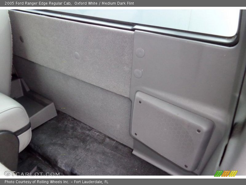Oxford White / Medium Dark Flint 2005 Ford Ranger Edge Regular Cab