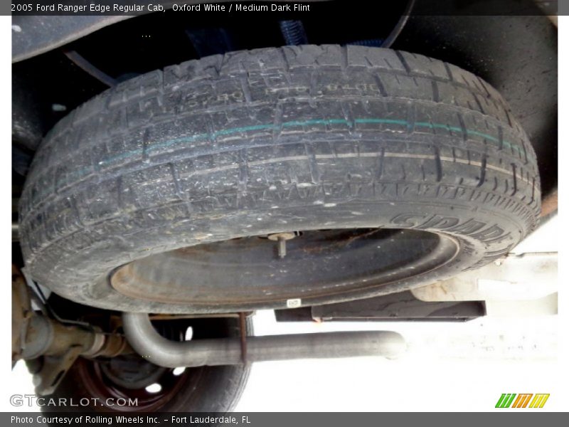 Oxford White / Medium Dark Flint 2005 Ford Ranger Edge Regular Cab