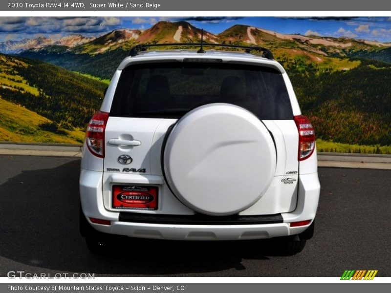 Super White / Sand Beige 2010 Toyota RAV4 I4 4WD