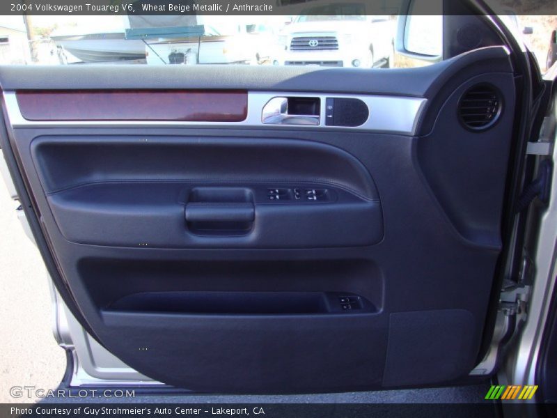 Wheat Beige Metallic / Anthracite 2004 Volkswagen Touareg V6