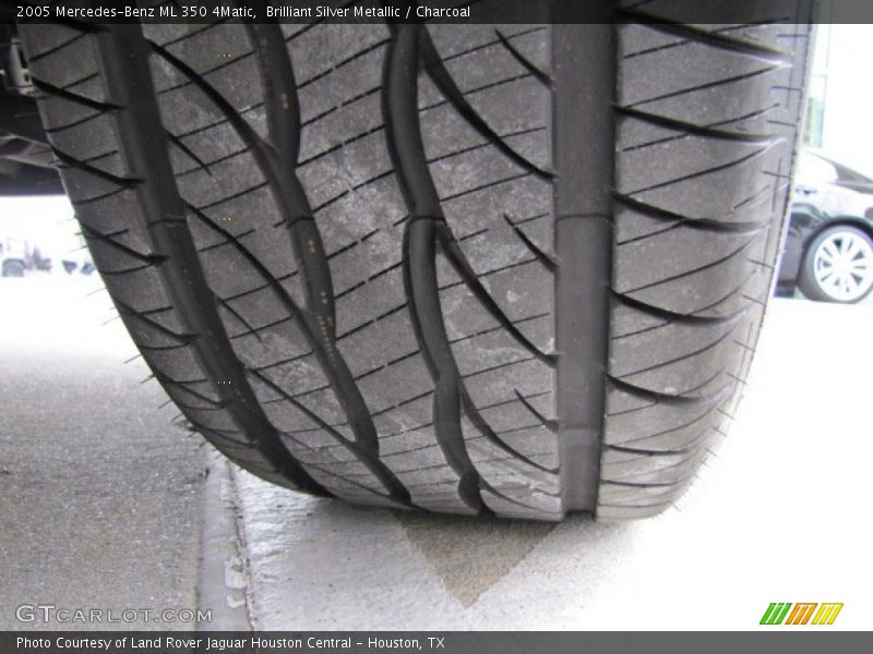 Brilliant Silver Metallic / Charcoal 2005 Mercedes-Benz ML 350 4Matic