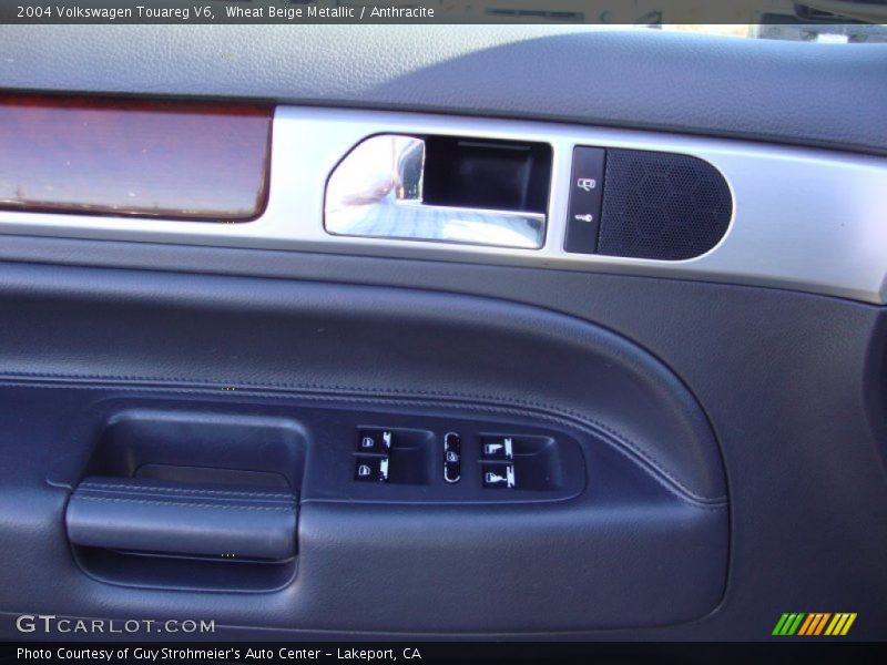 Wheat Beige Metallic / Anthracite 2004 Volkswagen Touareg V6