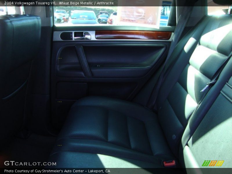 Wheat Beige Metallic / Anthracite 2004 Volkswagen Touareg V6