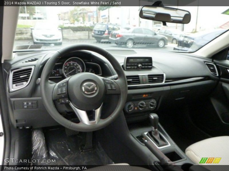 Dashboard of 2014 MAZDA3 i Touring 5 Door